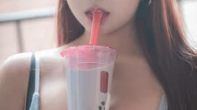 은근야한 호불호 육덕 모델 꾸뿌