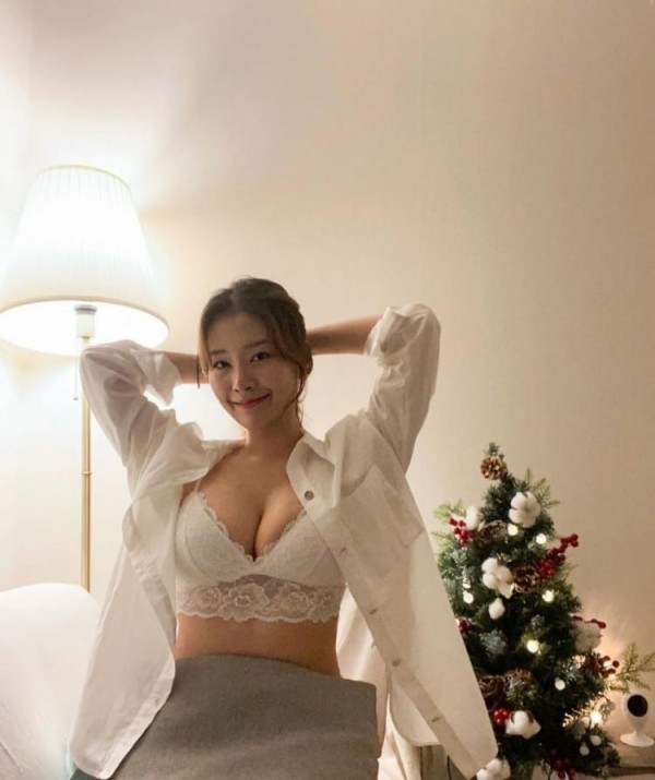 요고요고  빅사이즈 란제리 사장님 라지이 상의 탈의 손브라