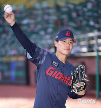중간으로 생각했는데…” 이이무라, 롯데 6선발 체제 이끈다